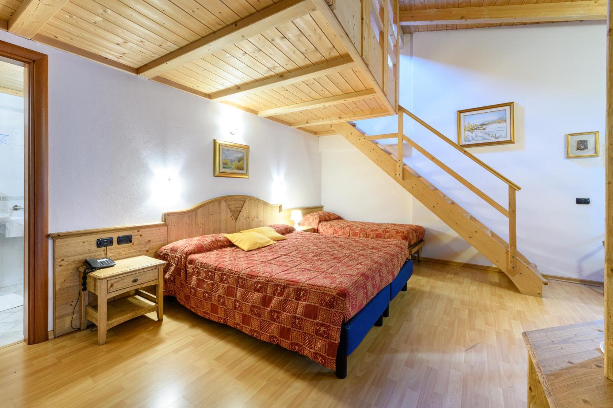 Hotel Garni Le Corti 3*