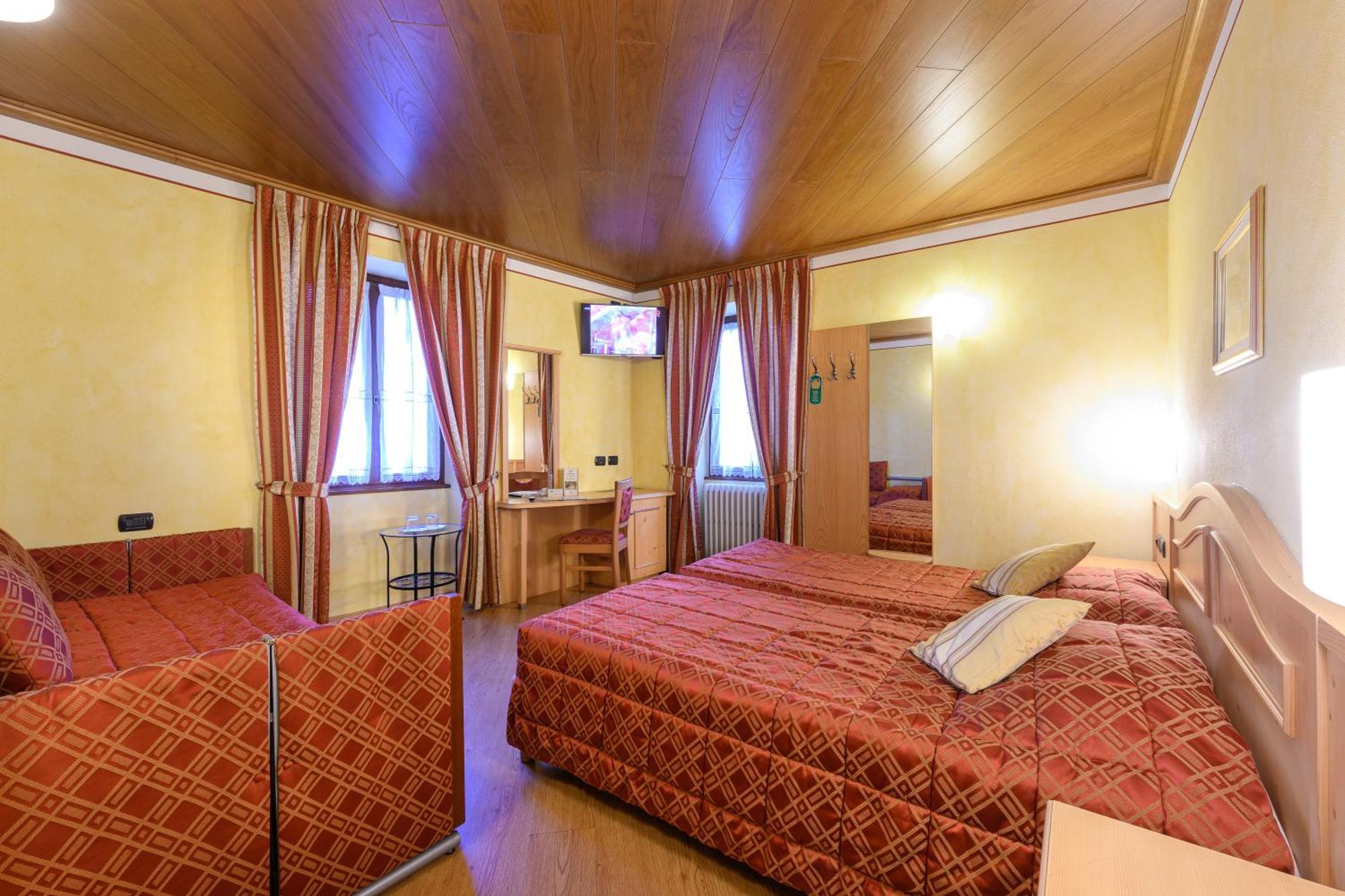 Garni Le Corti Hotel Grosotto